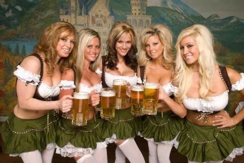 【ビール祭りエロ画像】ゲルマン娘のおっぱいすげーｗｗｗドイツのビール祭りが完全におっぱいの見本市ｗｗｗｗ その5
