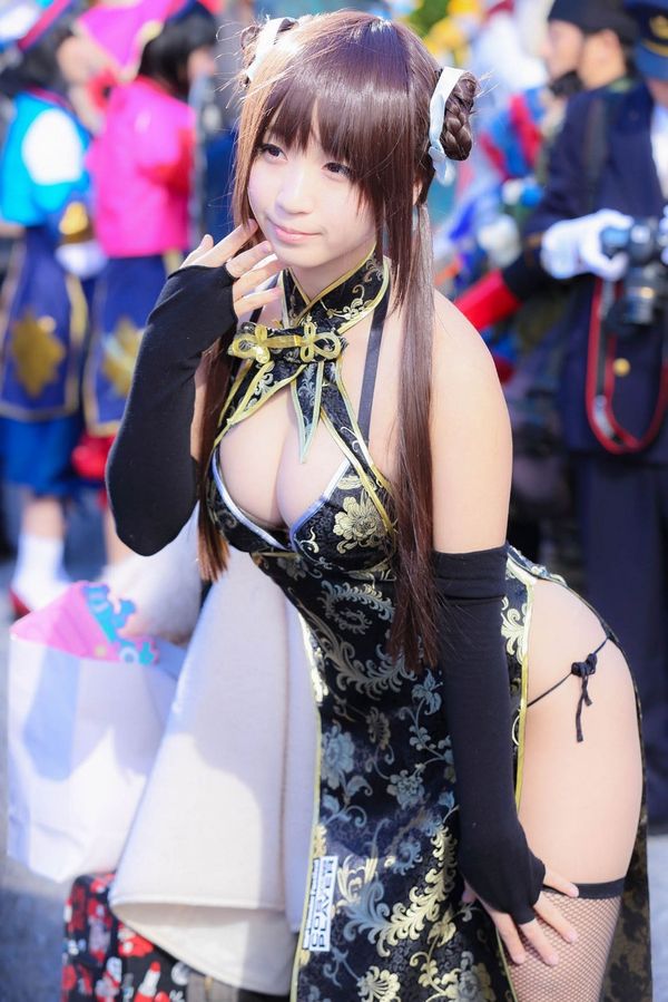 【コスプレエロ画像】たわわに実ったコスプレイヤーのおっぱい！衣装がはち切れそうな巨乳ｗｗｗｗ その13