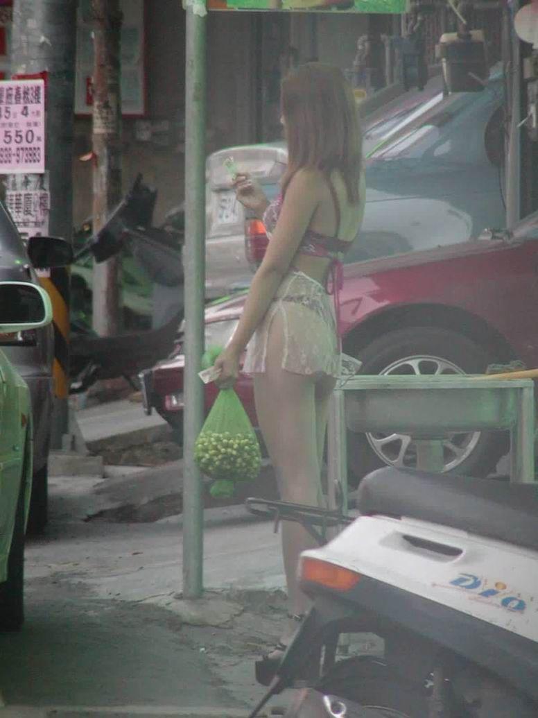 【ビンロウ売りエロ画像】可愛い女の子のマン毛が透け透け！！GWを台湾で過ごしたくなるビンロウ売りが過激すぎるｗｗｗ その6